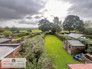 Large Rear Garden- click for photo gallery